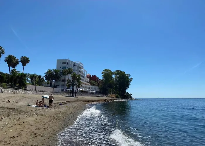 Seaview Seletur Εστεπόνα